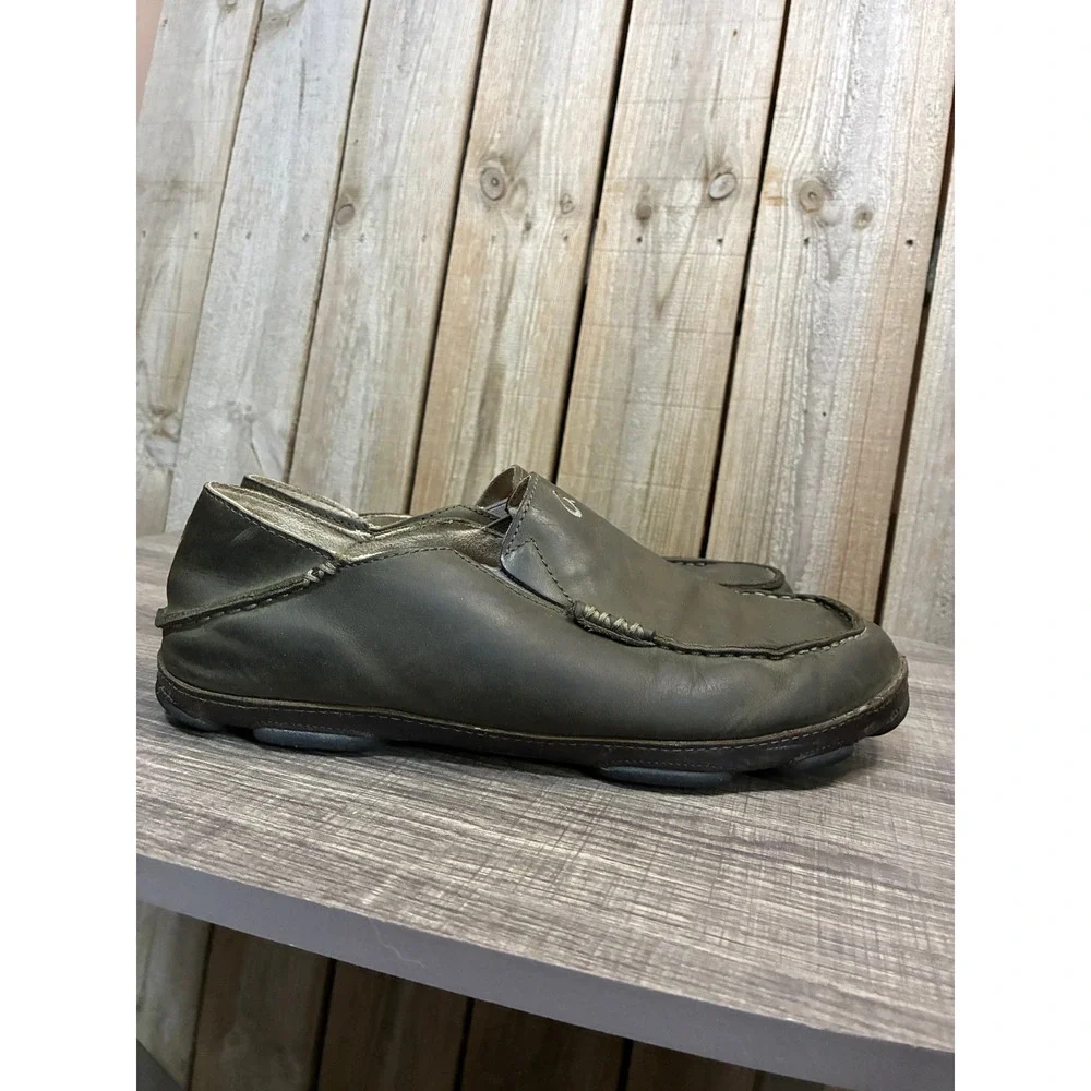 OluKai Moloa Mens Dark Olive Green Leather Slip On Loafers Shoes 10128-7A7C 11.5